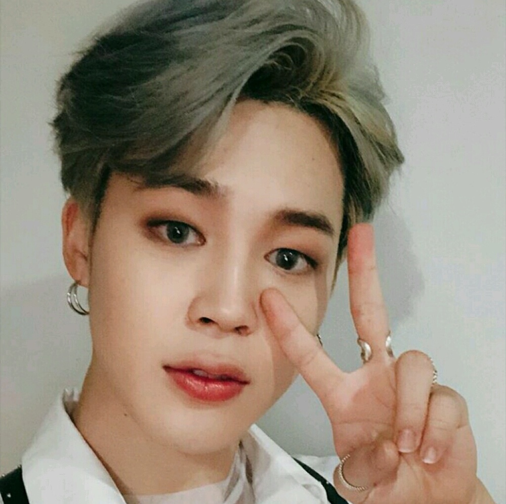 Meet your Posher, Rayna